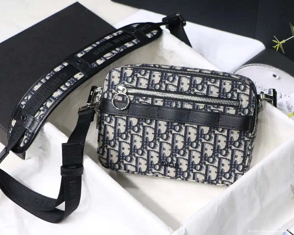 Tony Luxuries diro MESSENGER SAFARI BAG 0618